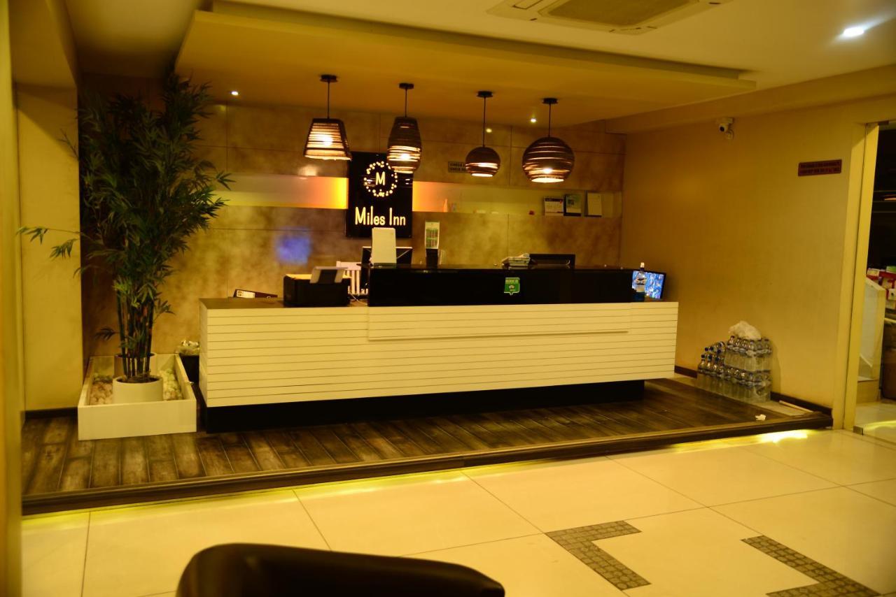 Miles Inn Hotel ハッサン エクステリア 写真
