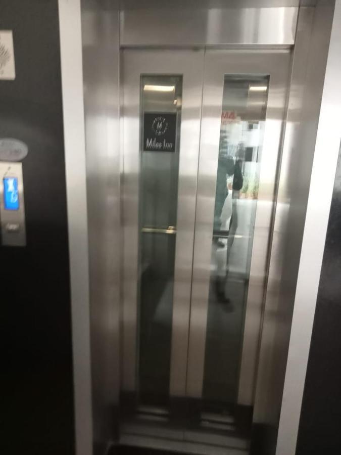 Miles Inn Hotel ハッサン エクステリア 写真