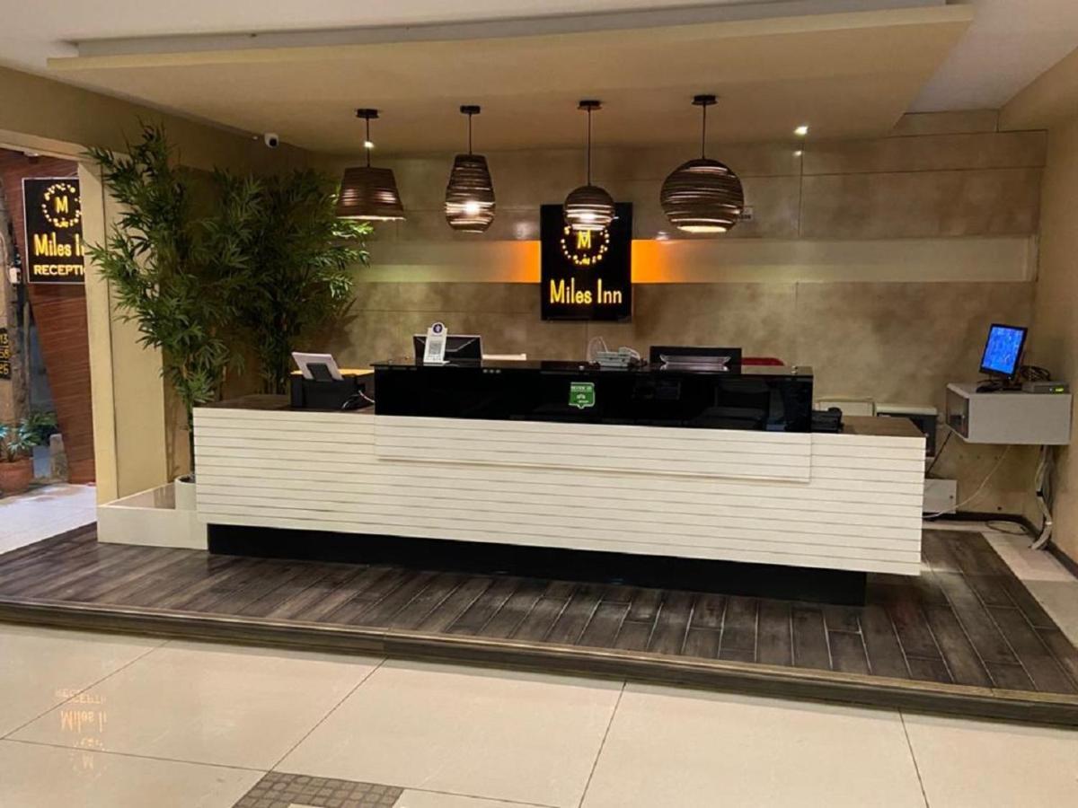 Miles Inn Hotel ハッサン エクステリア 写真
